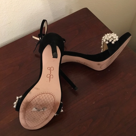 Jessica Simpson Black Heel - Picture 4 of 6